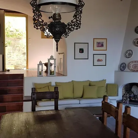 Theassis Apartment